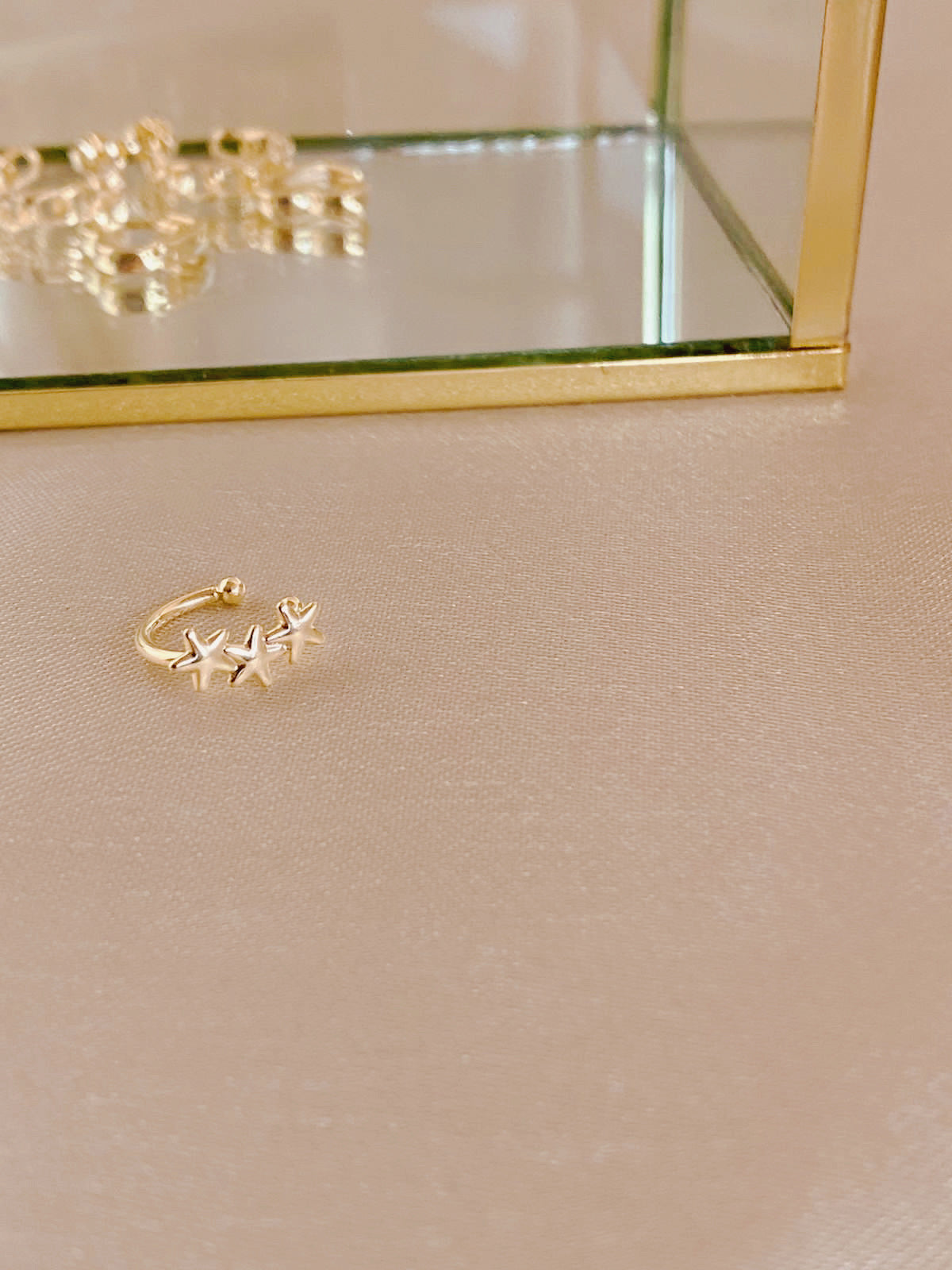 Earcuff 3 Estrellas Oro