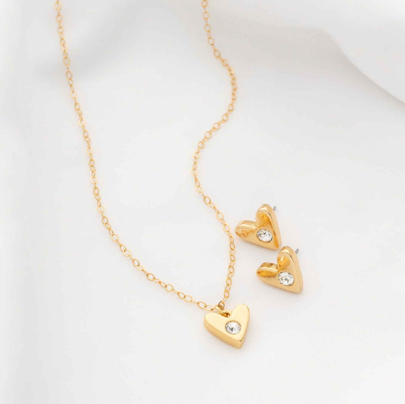 Collar Corazón con Punto de Luz