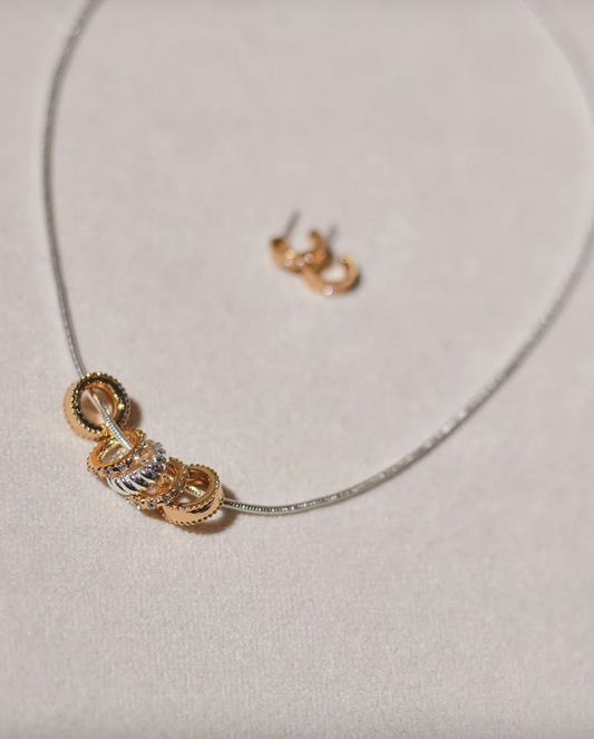 Set Collar y Argollas Charms