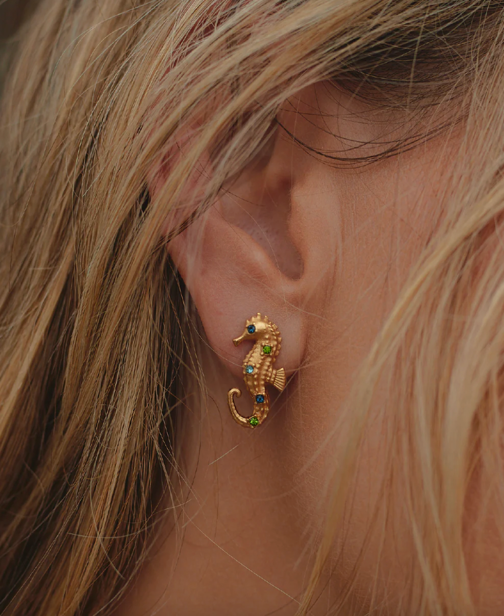 Aros Caballito de Mar Oro