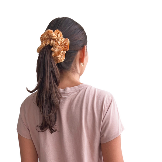 Scrunchie Seda Dorado Grande XL